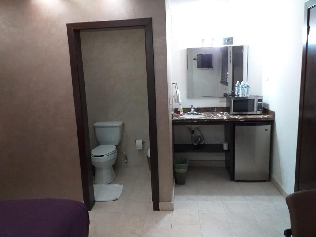 Premier Hotel Suites Ciudad Obregón Zewnętrze zdjęcie