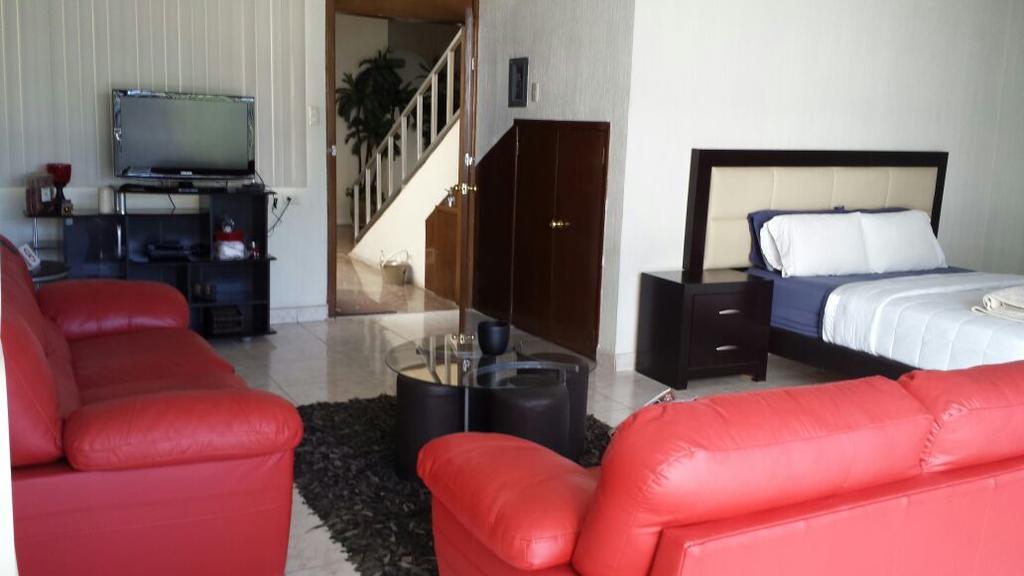 Premier Hotel Suites Ciudad Obregón Zewnętrze zdjęcie